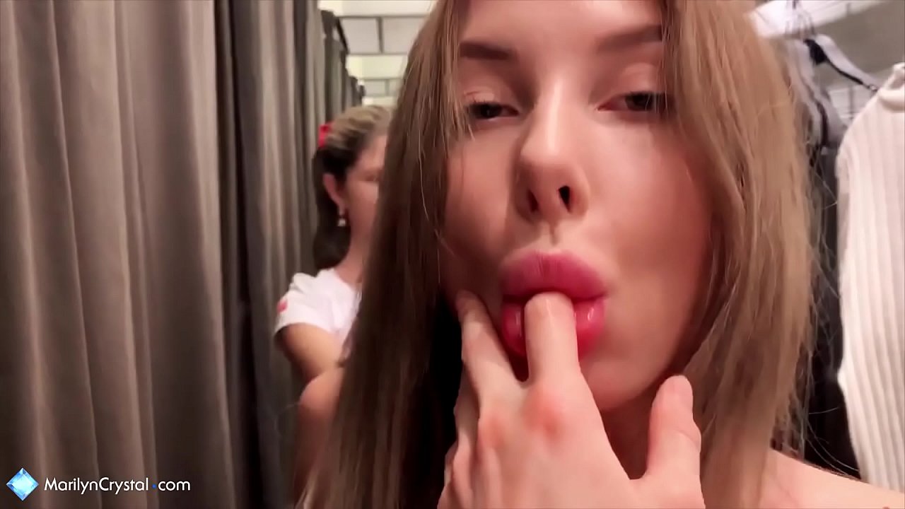 લેસ્બિયનો હસ્તમૈથુન કરે છે અને ચુતની દુકાન ચાટે છે - જિન ગેરસન ક્રિસ્ટલ મેરિલિન