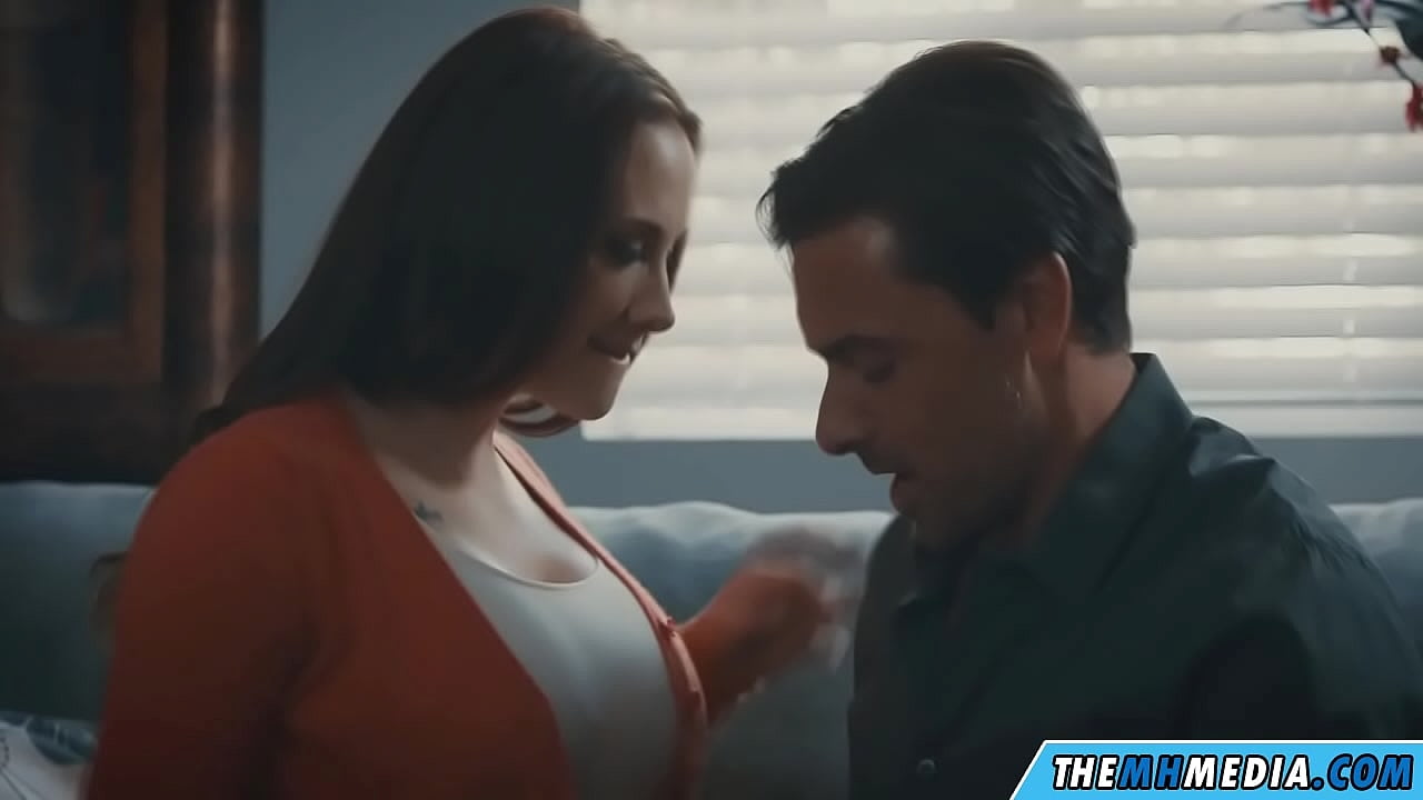 સારી બસ્ટી મમ્મી સાથે રોમેન્ટિક સેક્સ